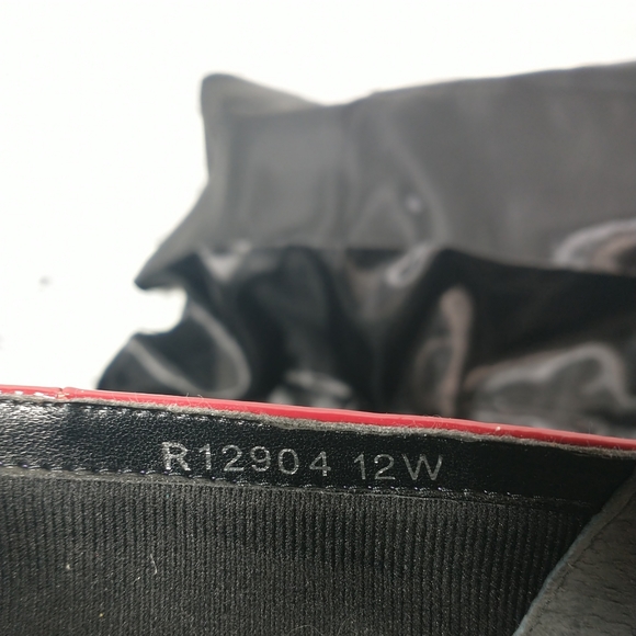 Rose Petals Woman's SZ 12W by Walking Cradles Cap Toe Red Heels Patent Leather - Picture 7 of 13